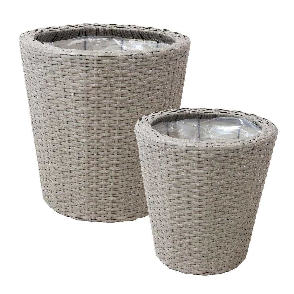 Sunnydaze Decor Sunnydaze Round Polyrattan Indoor Planters - 1 Large/1 Small Planter - Gray 1 Sunnydaze Decor Sunnydaze Round Polyrattan Indoor Planters - 1 Large/1 Small Planter - Gray