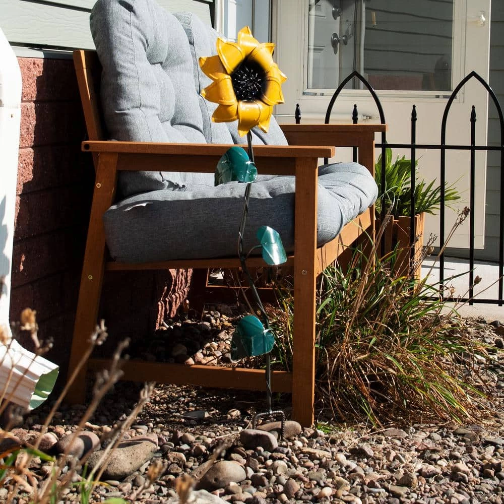 Sunnydaze Decor Sunnydaze 35.5 in. Metal Decorative Garden Stake - Yellow Sunflower 6 Sunnydaze Decor Sunnydaze 35.5 in. Metal Decorative Garden Stake - Yellow Sunflower - Image 6